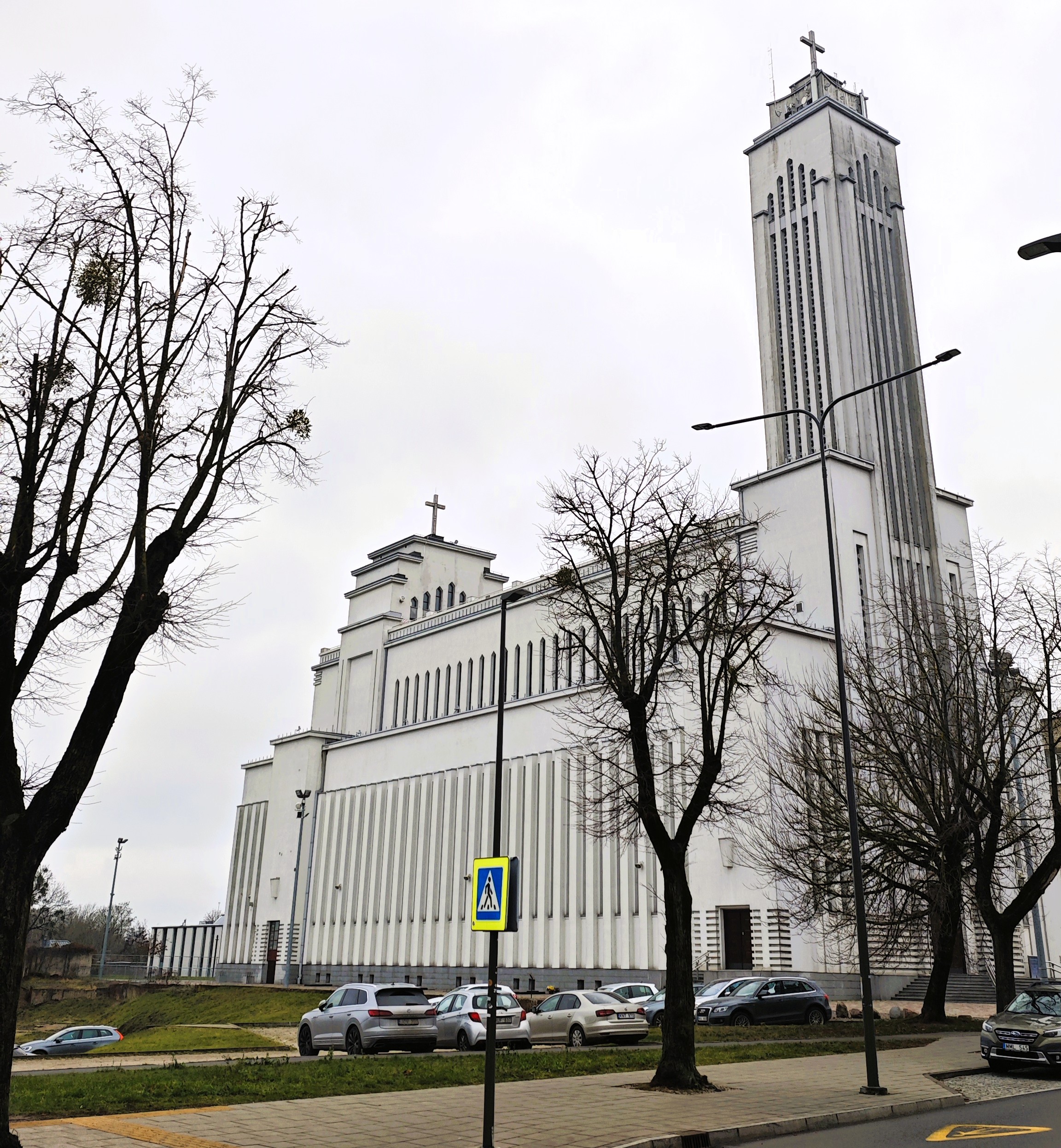 Colina Aleksotas y Basílica de la Resurrección de Jesucristo