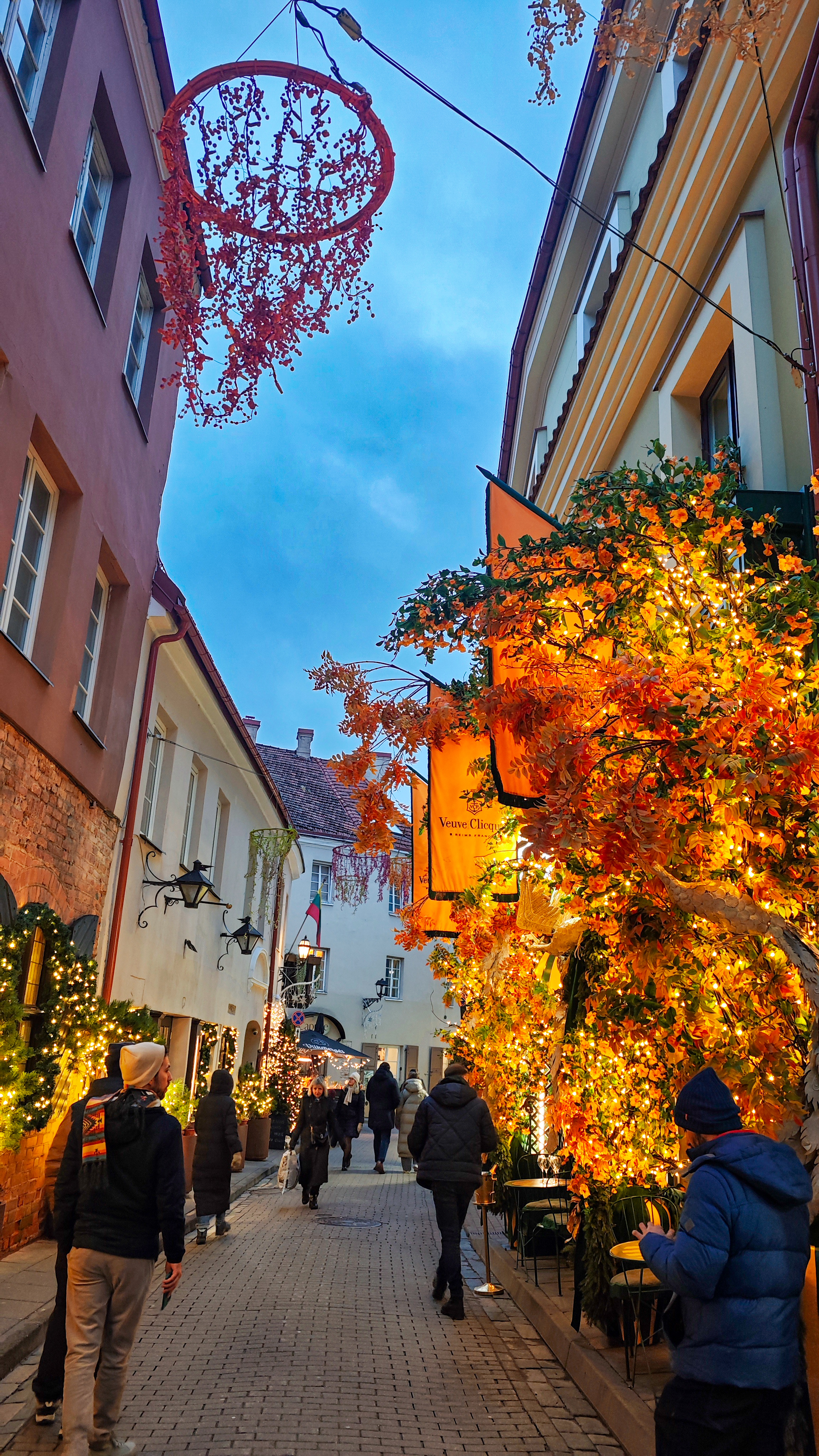 Casco Antiguo (Senamiestis) en Vilna. Calles Pilies y Didžioji