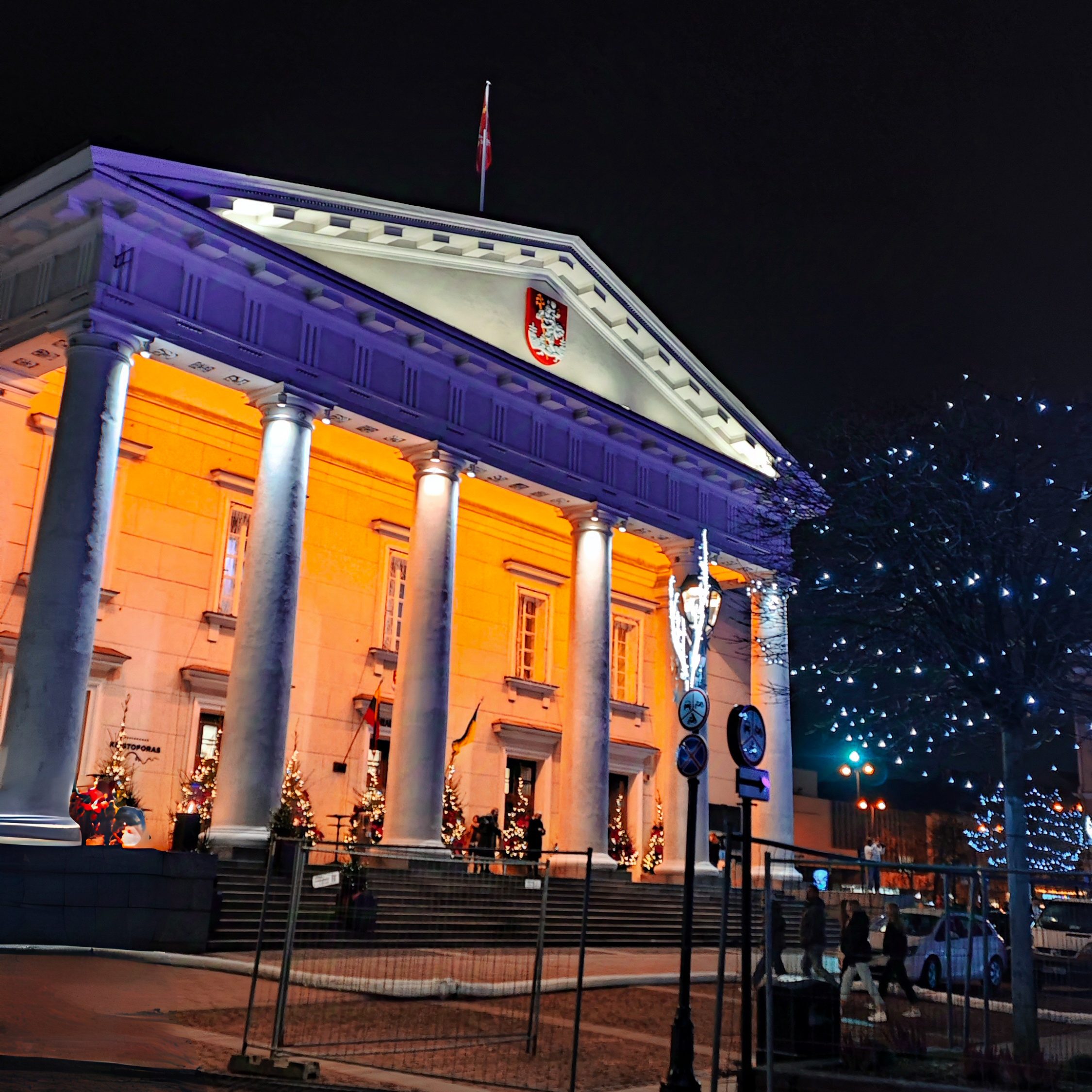Plaza del ayuntamiento de Vilna, en Navidad