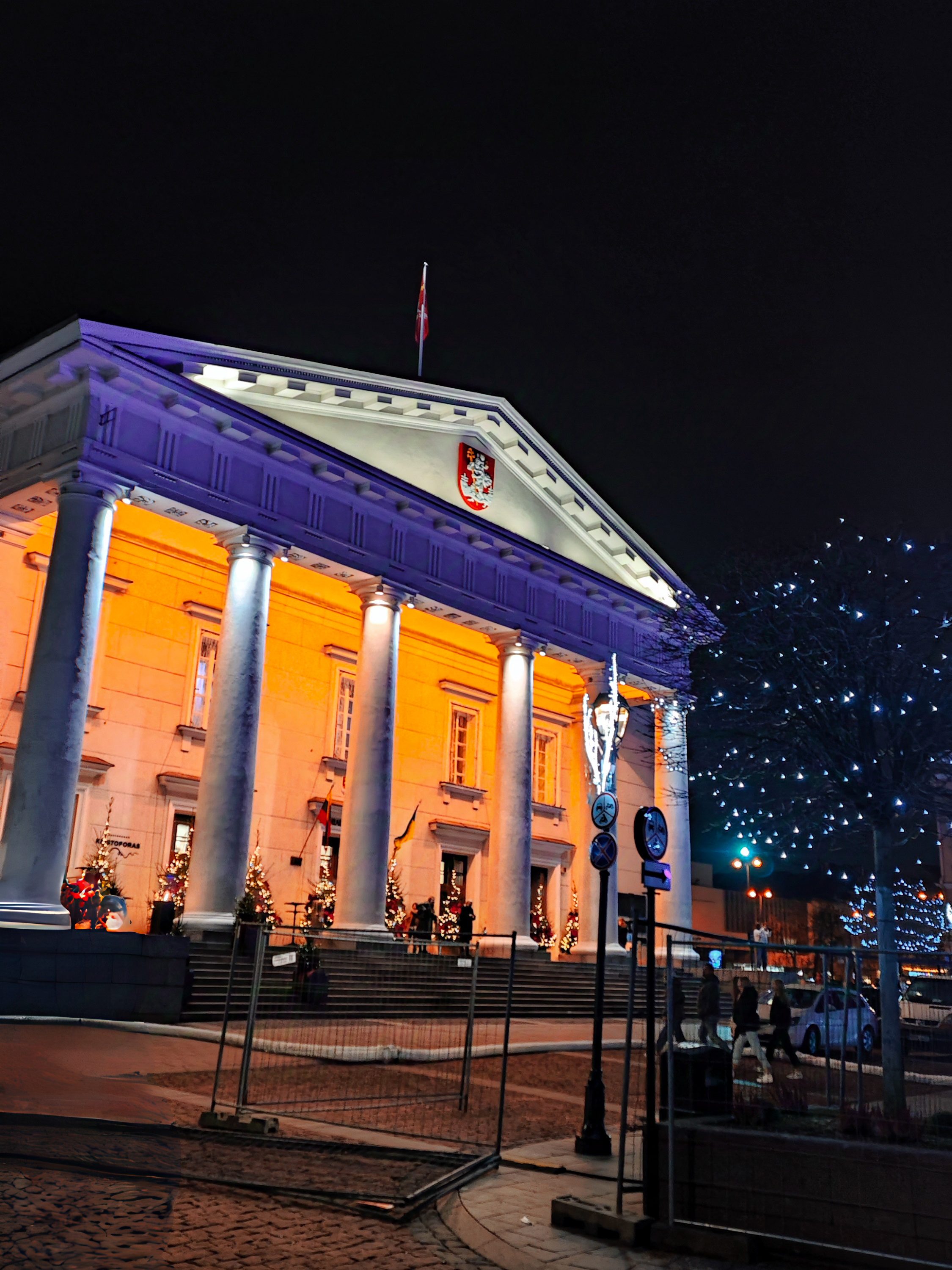 Ayuntamiento de Vilna, en Navidad.