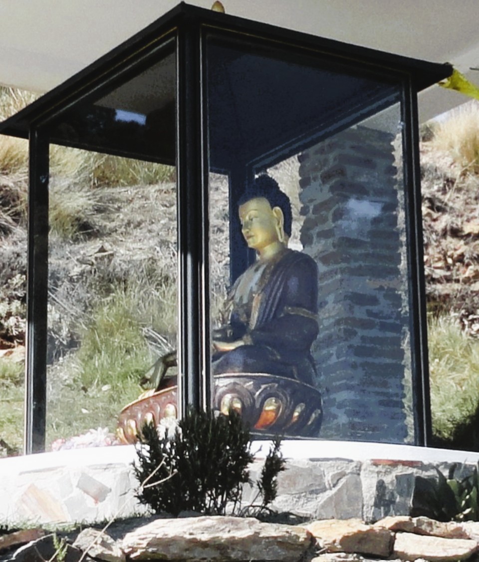 Buda de la medicina, en O Sel Ling, Soportujar