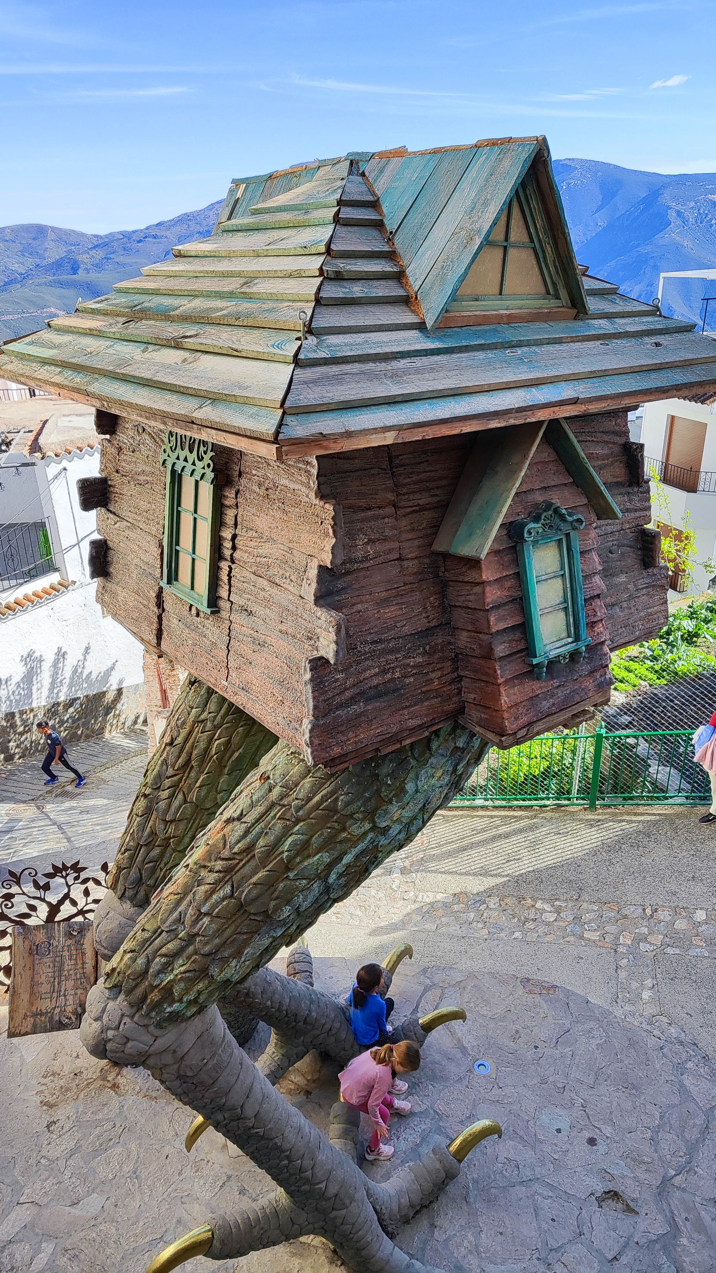 La Casa de Baba Yaga, en Soportujar