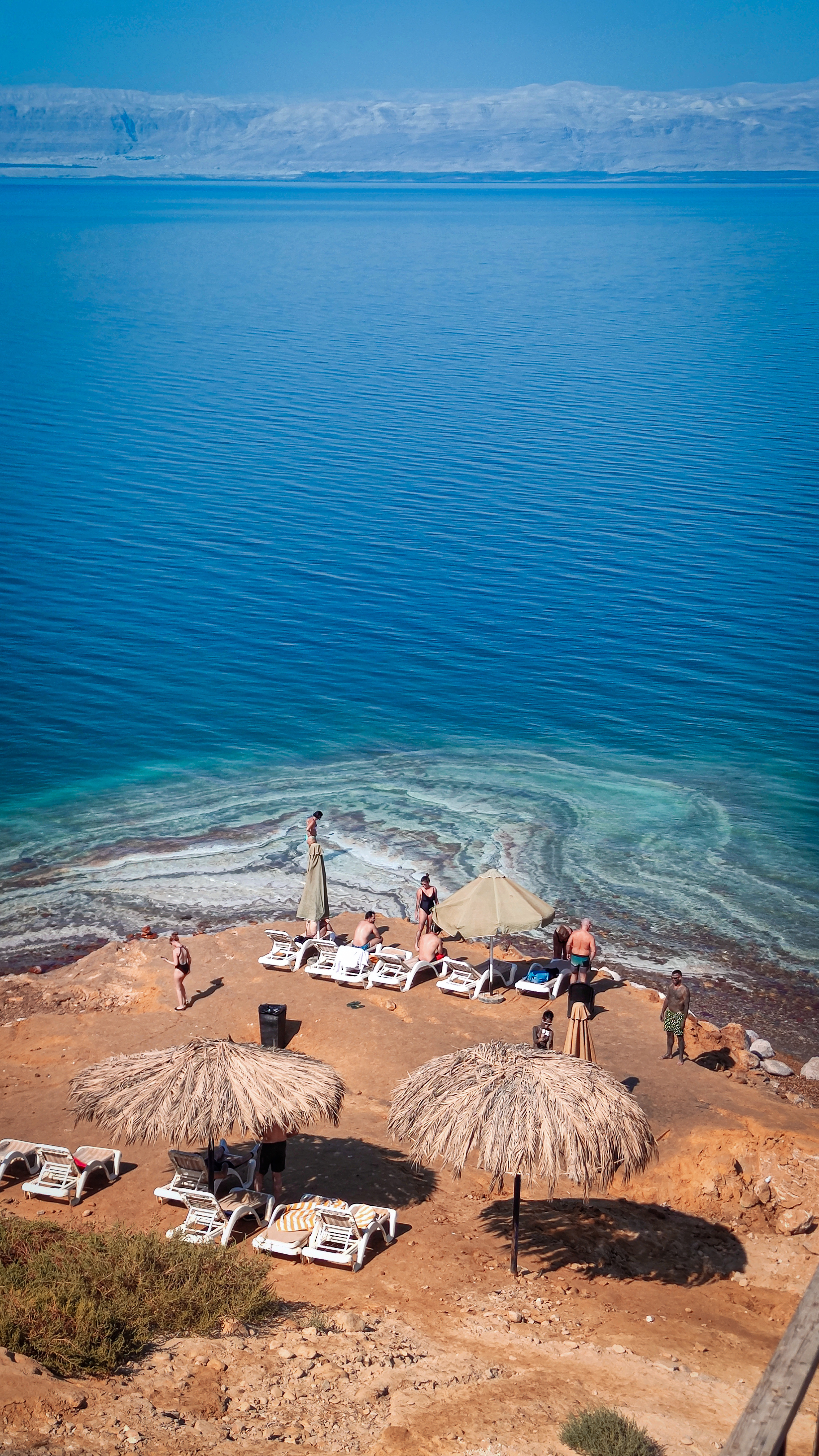 Playa Privada del Hotel O Beach Hotel & Resort, a orillas del Mar Muerto.