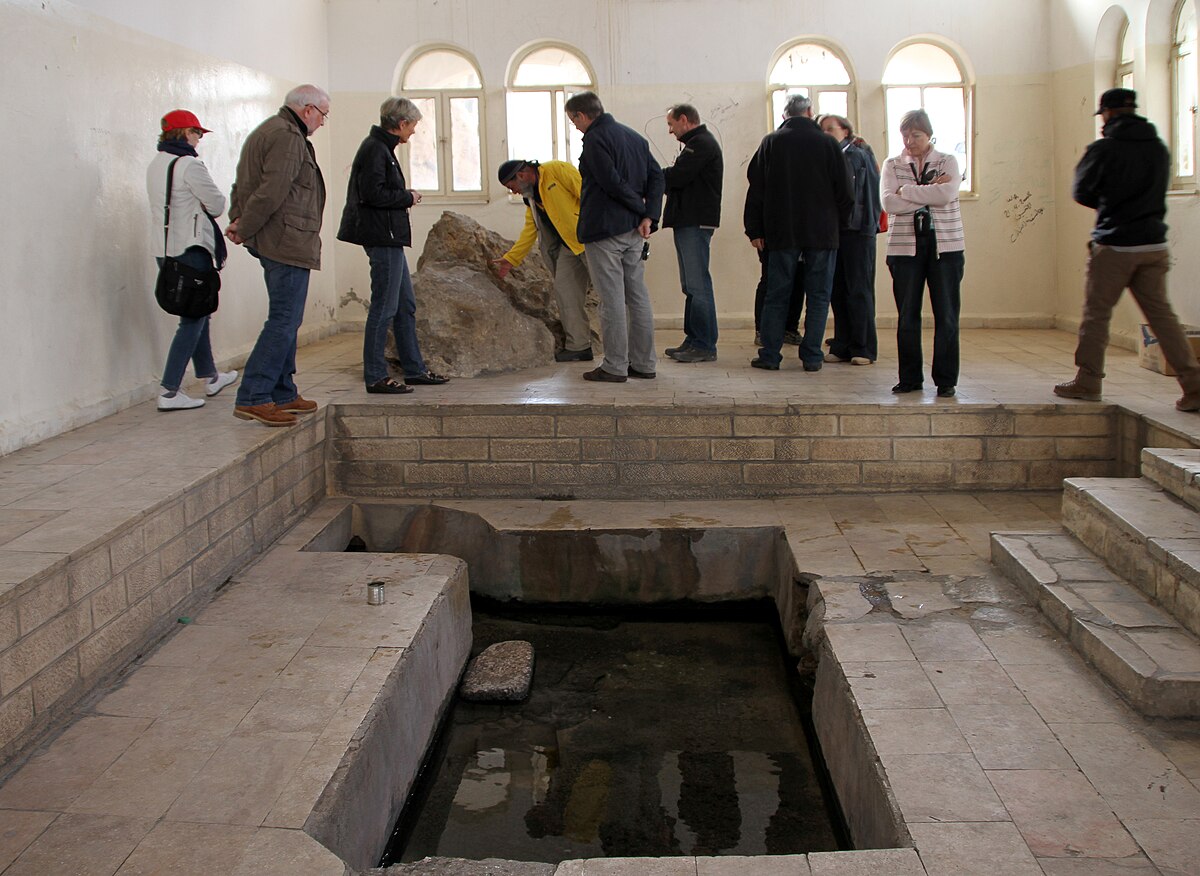 Manantial de Agua de Moisés, Wadi Musa, Jordania.