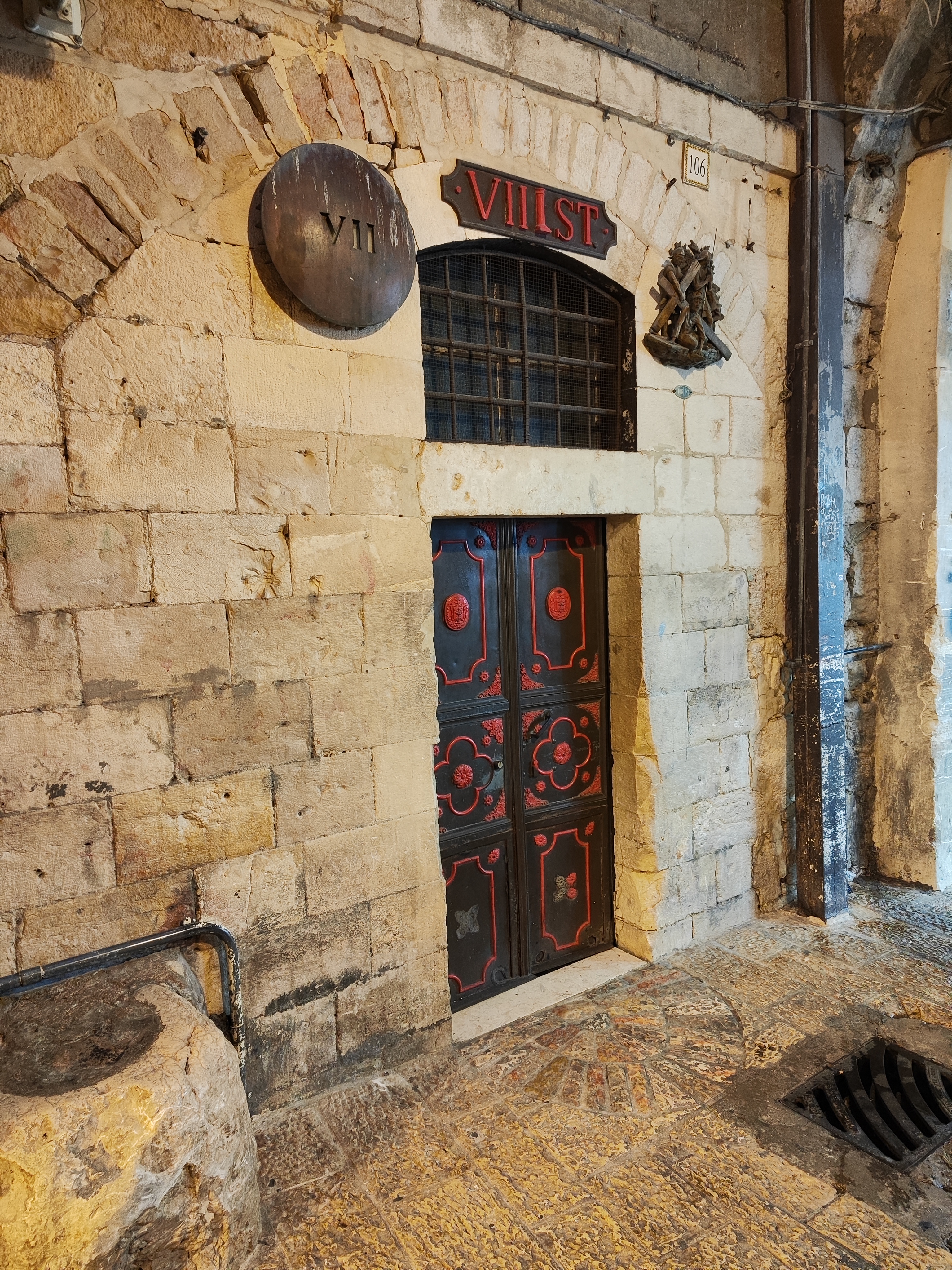 Via Dolorosa, 7ª Estación. Iglesia de Santa Elena. Jerusalén