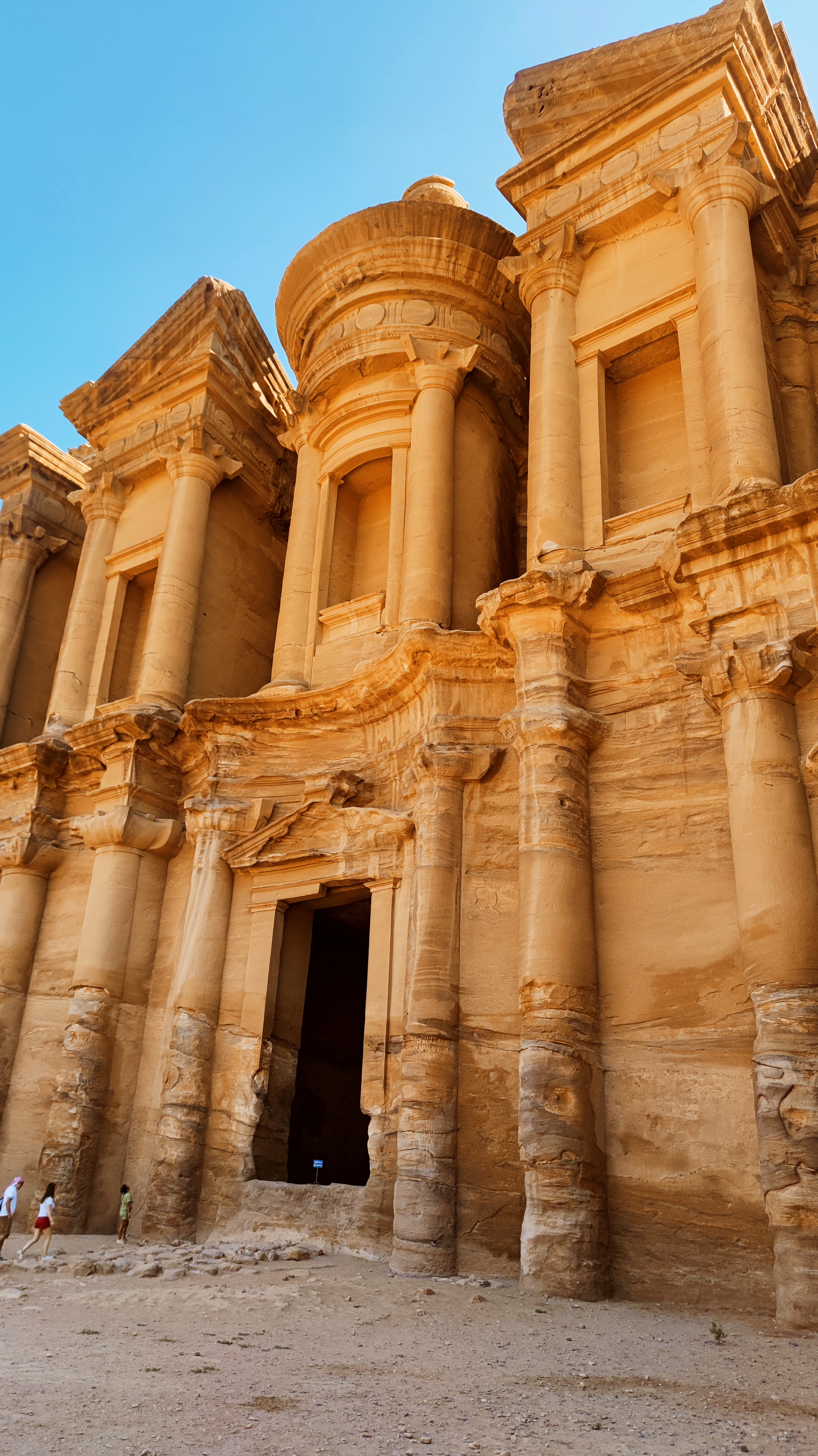 Monasterio, Ad-Deir. Petra, Jordania.