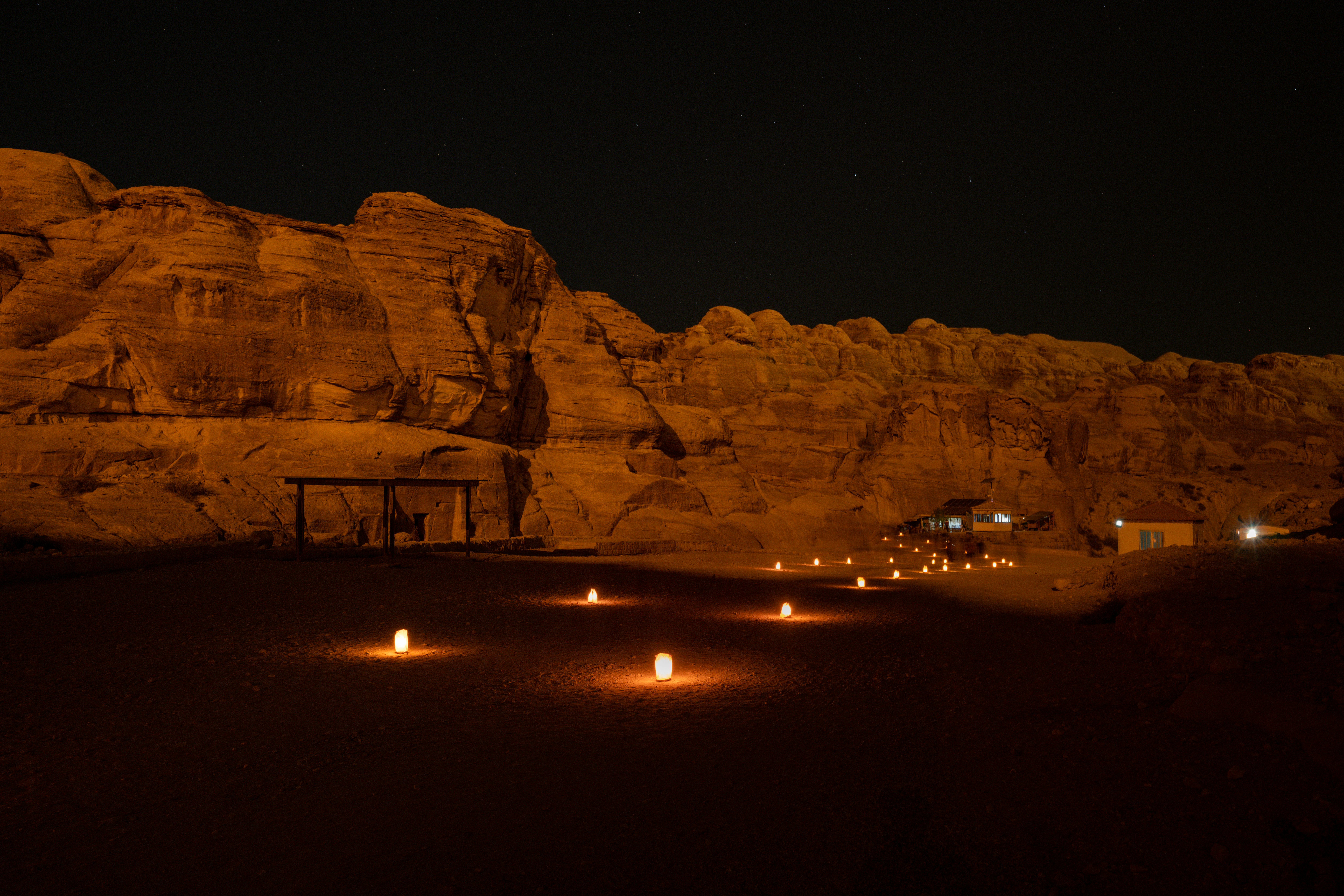Petra by night, Petra, Jordania.