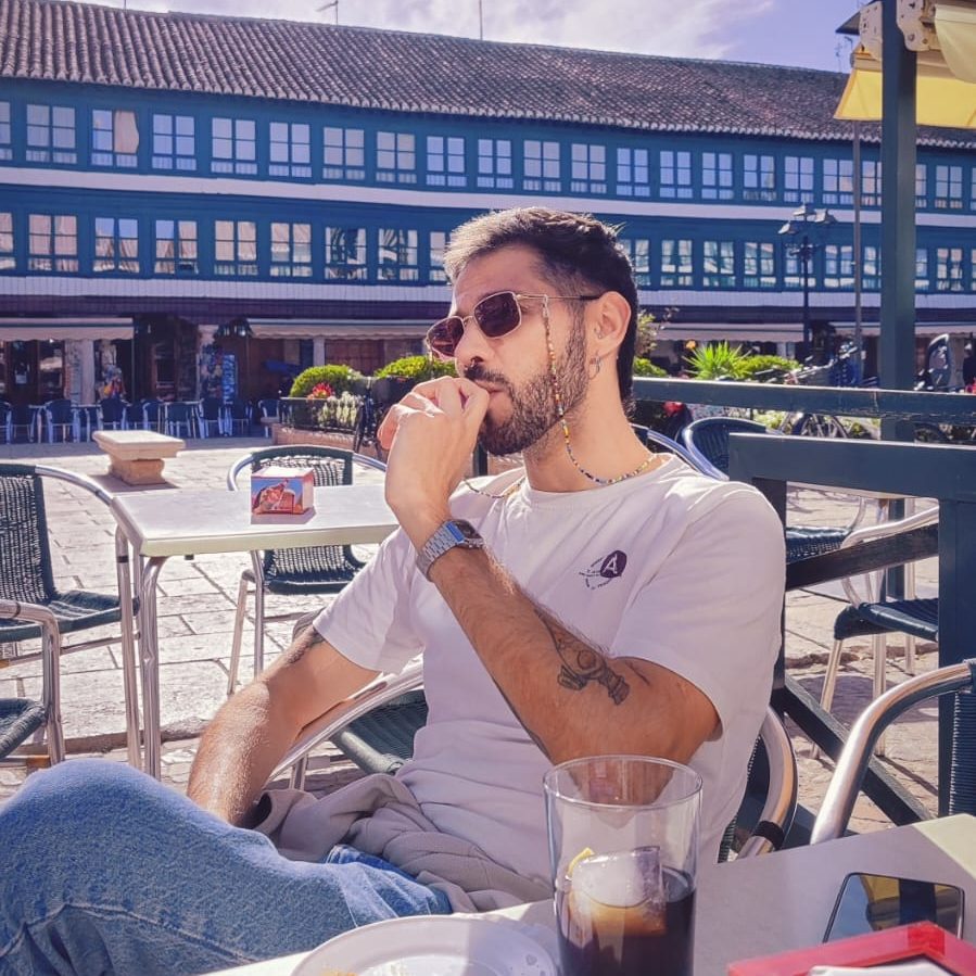 Cerveza y tapas en la Plaza Mayor de Almagro