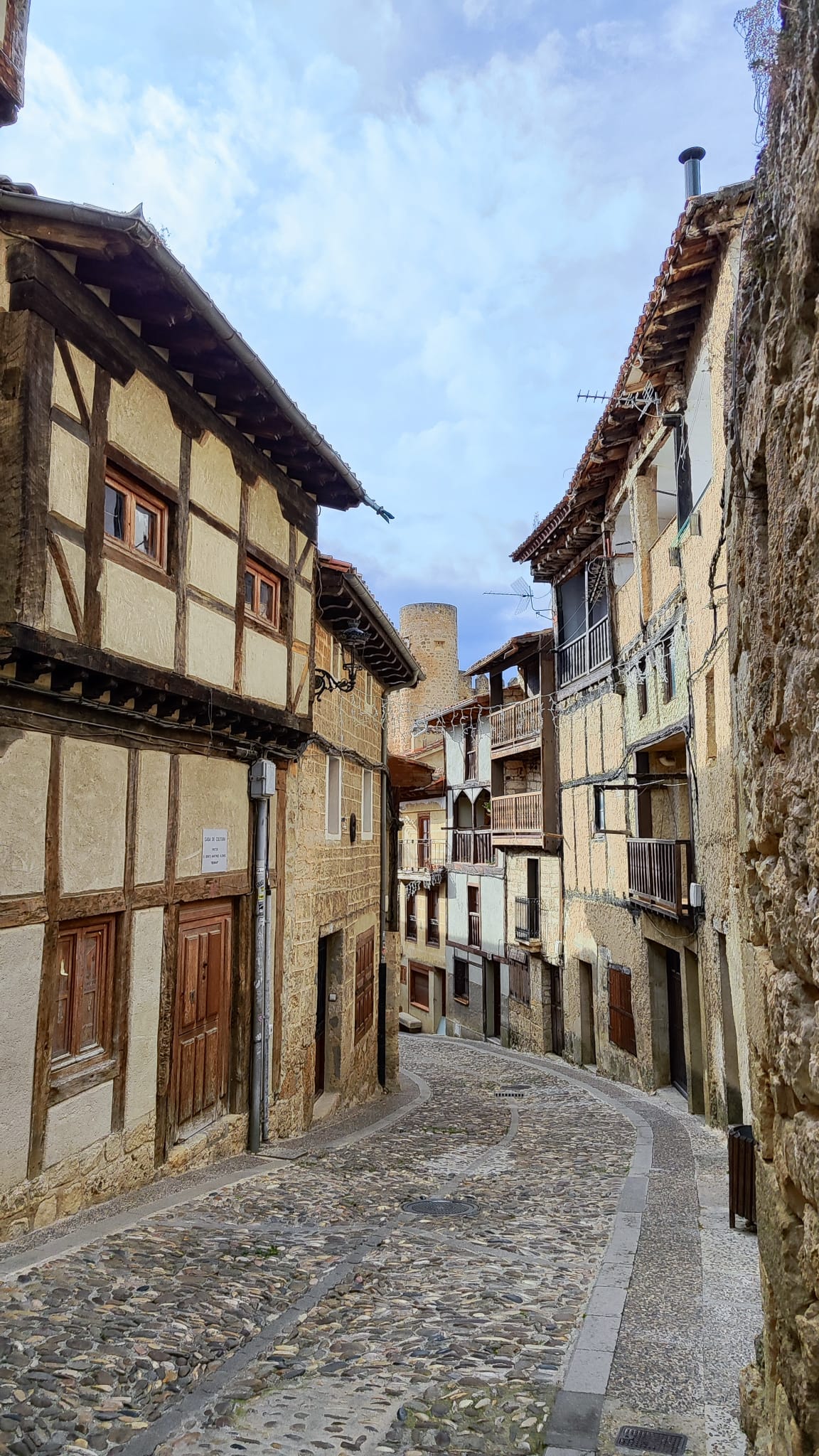 Calles empedradas en Frías, Burgos