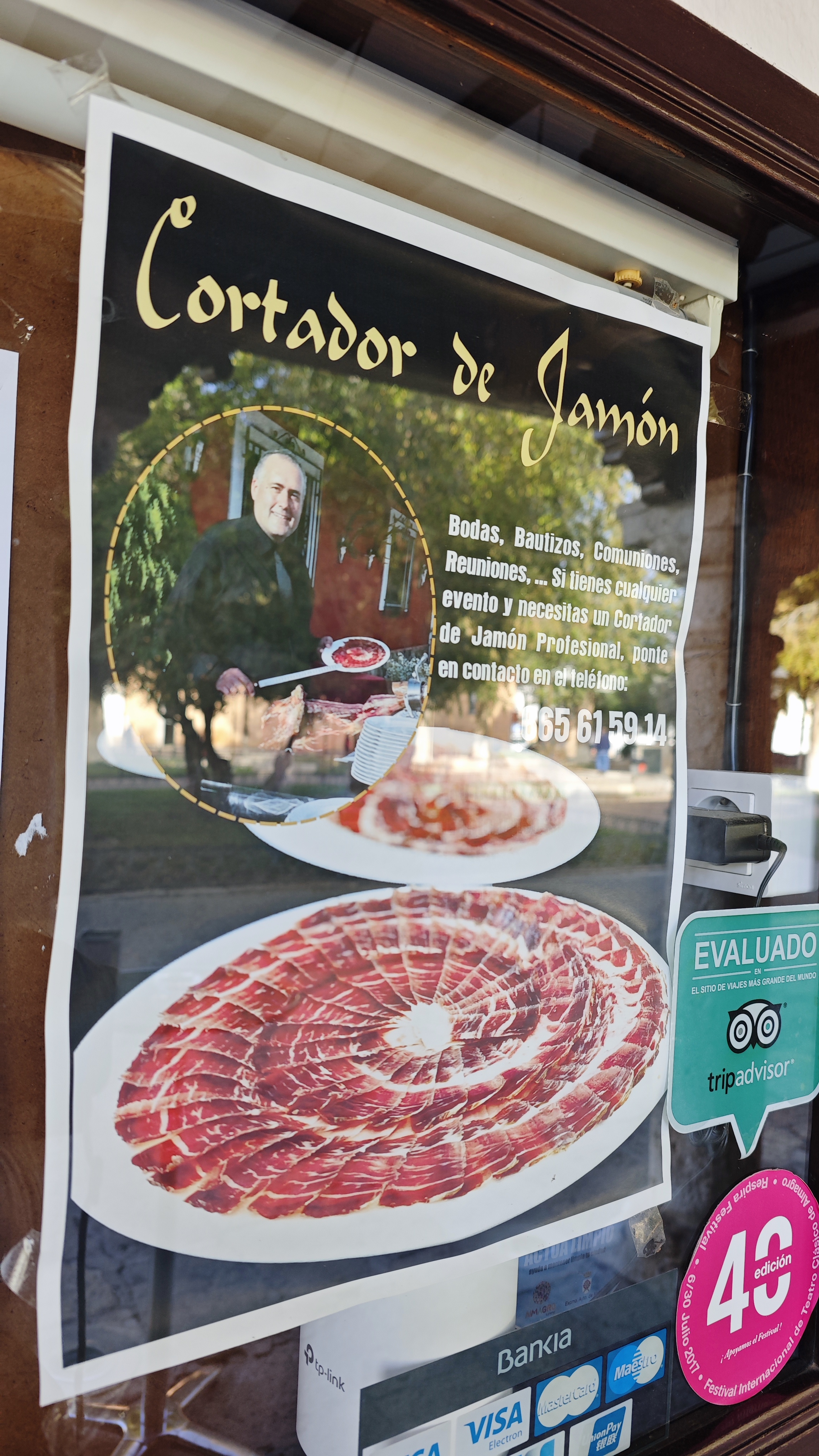 Cafeteria Teo, en Almagro. Cortador de Jamón