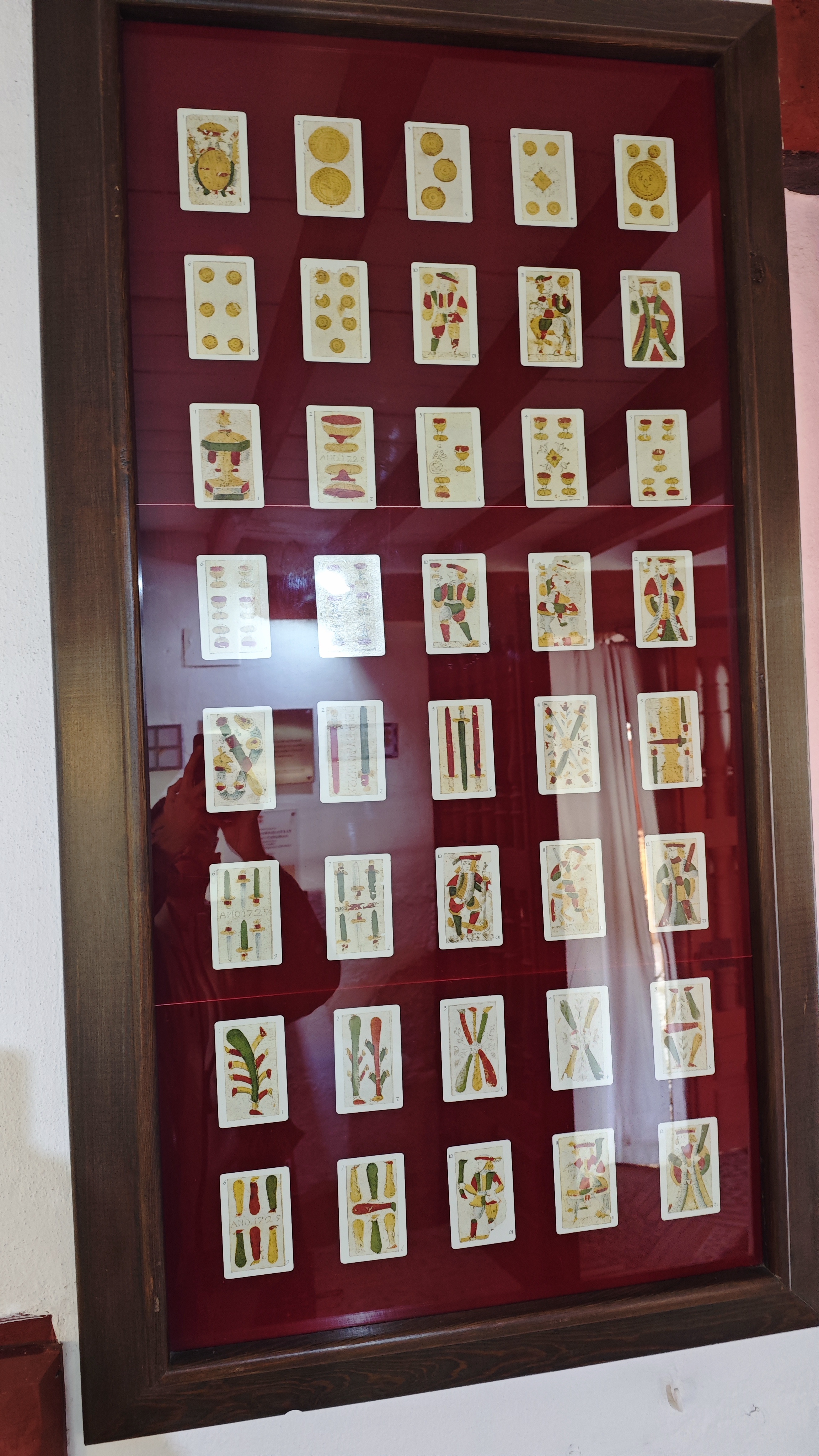 Reproducción facsímil de Baraja de cartas española datada en 1725