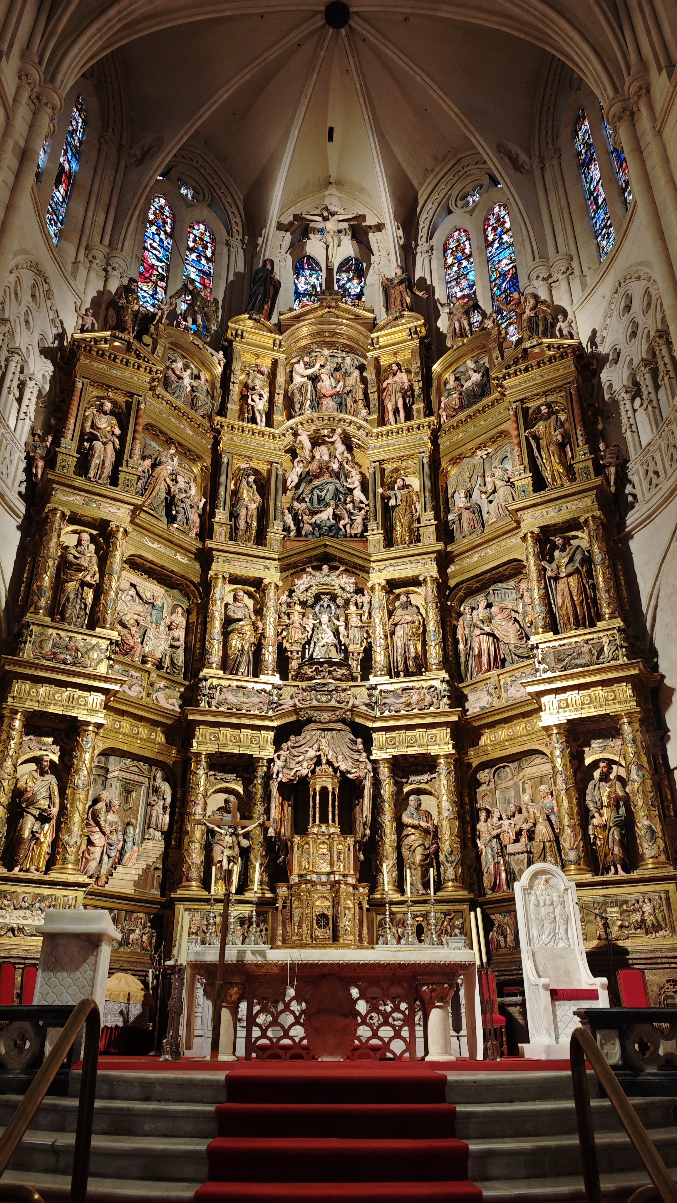 Cimborrio del crucero, interior de la Catedral de Burgos