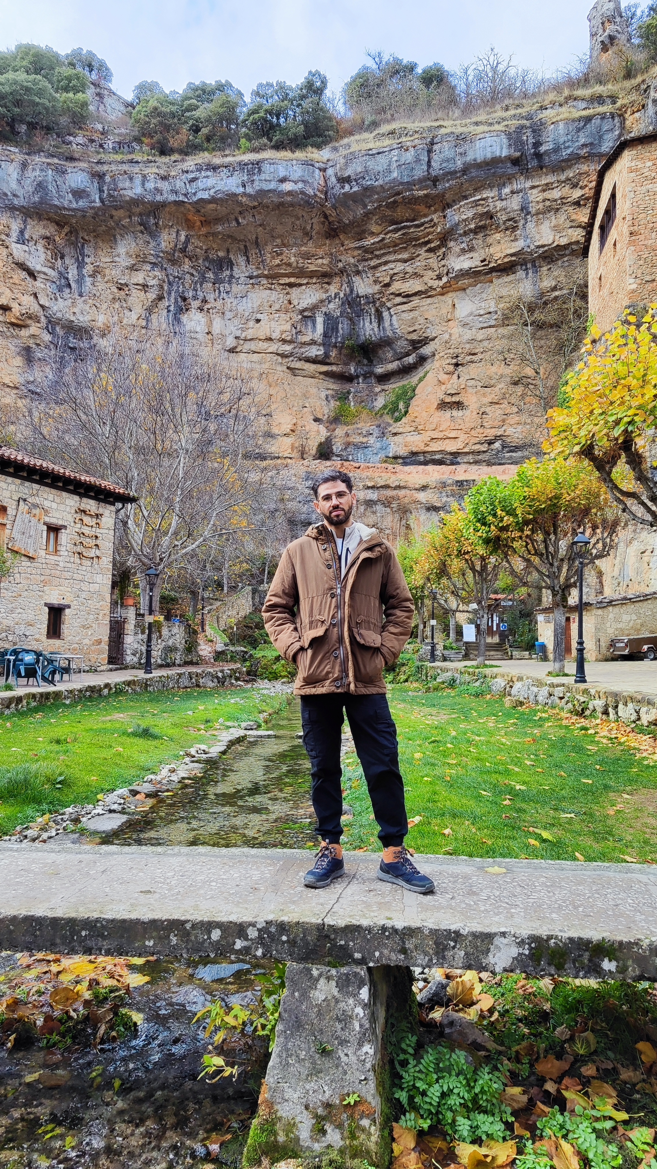 Puentes y pasarelas en Orbaneja del Castillo, Burgos