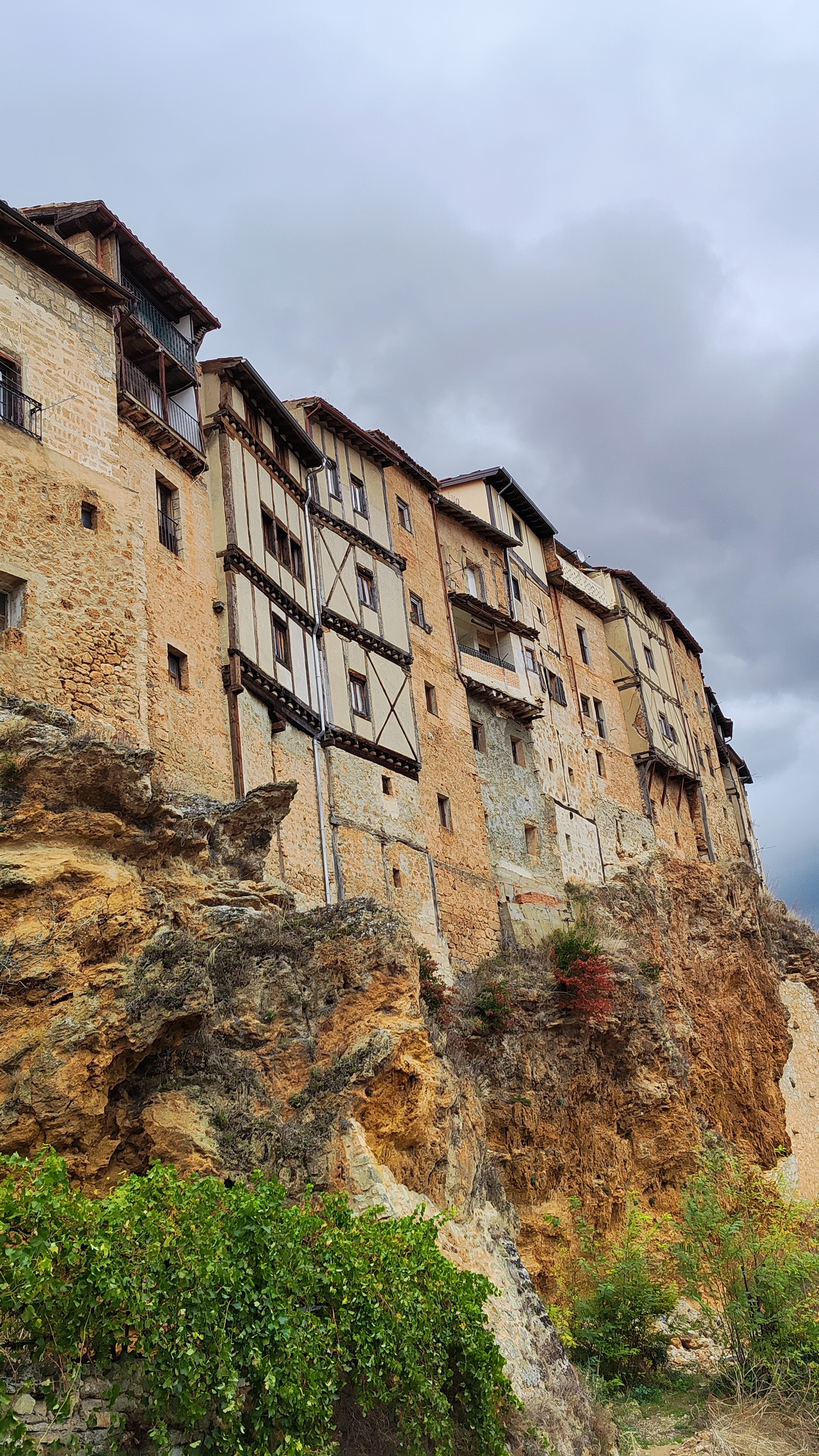 Casas Colgadas, Frias