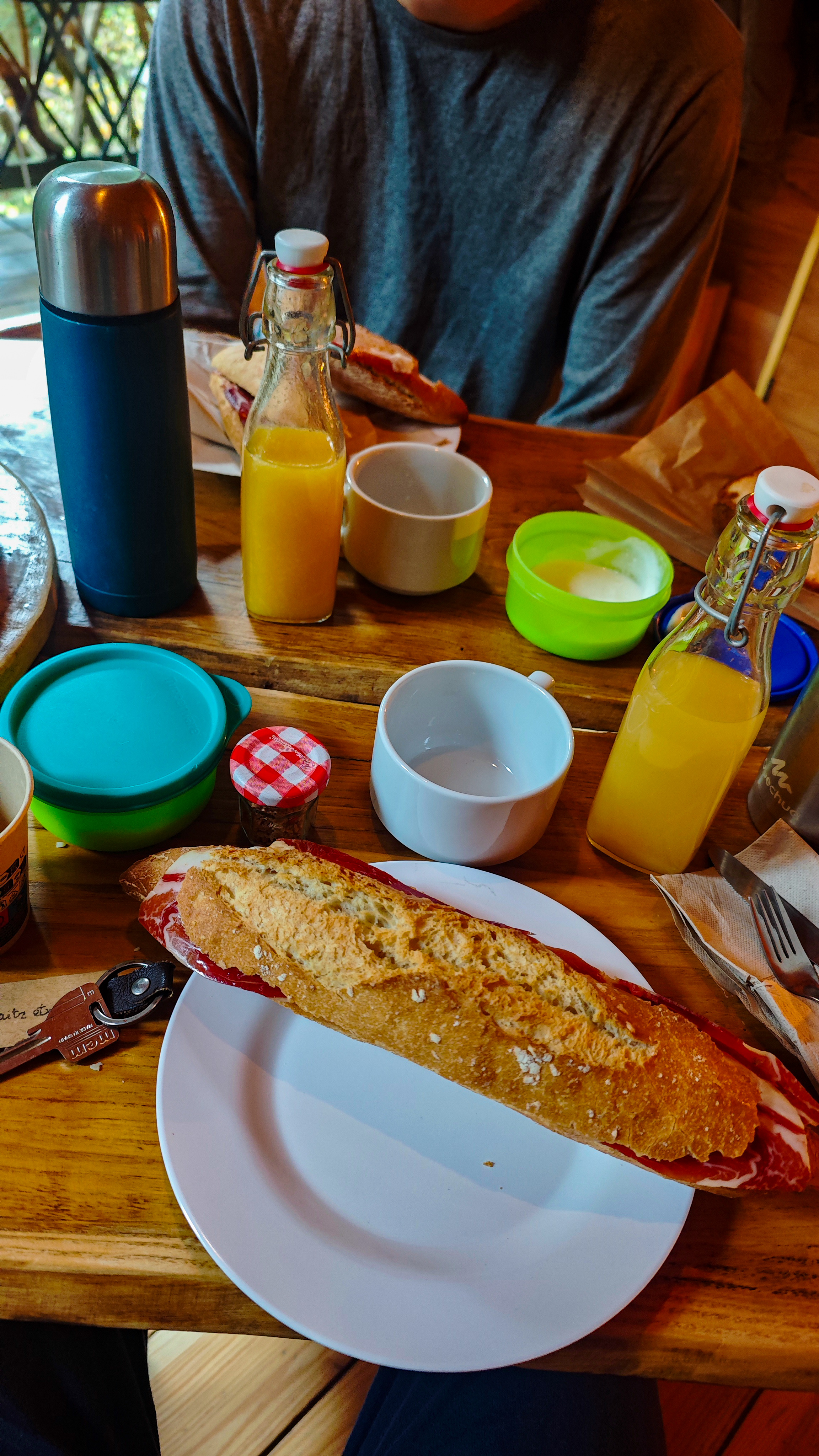 Cabaña Eguzki, en la cabaña en los árboles, País Vasco